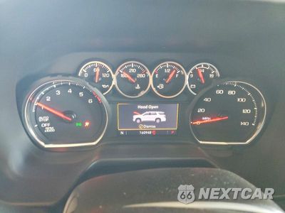 Zdjęcie 9 z 13 samochodu: 2022 CHEVROLET SUBURBAN C1500 LS VIN:1GNSCBED6NR359323 - miniatura
