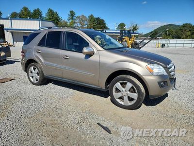 Czwarte zdjęcie samochodu z boku: 2009 MERCEDES-BENZ ML 350 VIN:4JGBB86E99A469613 - miniatura