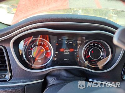Zdjęcie 9 z 12 samochodu: 2016 DODGE CHALLENGER SRT 392 VIN:2C3CDZDJ2GH128971 - miniatura