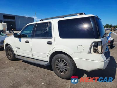 Drugie zdjęcie samochodu z przodu: 2008 FORD EXPEDITION XLT VIN:1FMFU16588LA07694 - miniatura