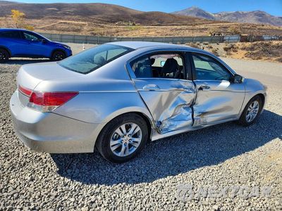 Trzecie zdjęcie samochodu z tyłu: 2011 HONDA ACCORD SE VIN:1HGCP2F67BA132641 - miniatura