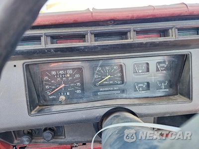 Zdjęcie 9 z 12 samochodu: 1986 FORD F150 VIN:1FTEF14Y1GLA83800 - miniatura
