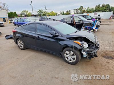 Czwarte zdjęcie samochodu z boku: 2016 HYUNDAI ELANTRA SE VIN:KMHDH4AE2GU501580 - miniatura