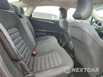 Zdjęcie 10 z 12 samochodu: 2017 FORD FUSION S VIN:3FA6P0G73HR372376 - miniatura