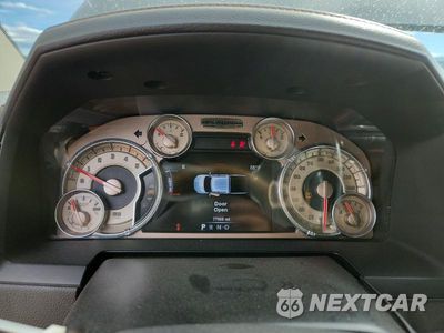 Zdjęcie 9 z 12 samochodu: 2017 RAM 2500 LONGHORN VIN:3C6UR5PLXHG562572 - miniatura
