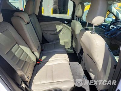 Zdjęcie 10 z 12 samochodu: 2019 FORD ESCAPE TITANIUM VIN:1FMCU9J95KUA48586 - miniatura