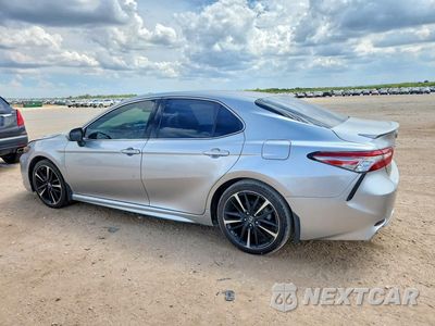 Drugie zdjęcie samochodu z przodu: 2018 TOYOTA CAMRY XSE VIN:4T1B61HK8JU071617 - miniatura