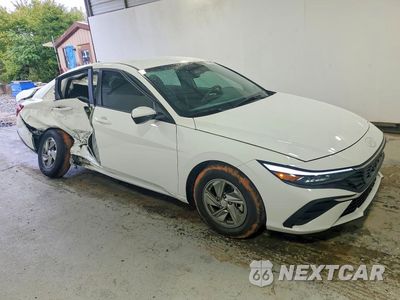 Czwarte zdjęcie samochodu z boku: 2026 HYUNDAI ELANTRA SE VIN:KMHLL4DG7TU226144 - miniatura
