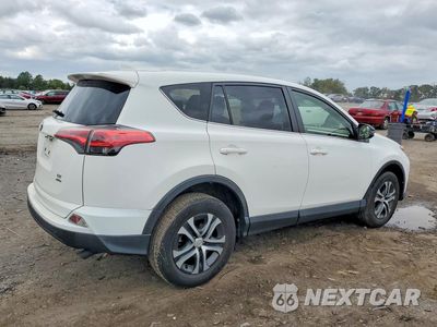 Trzecie zdjęcie samochodu z tyłu: 2018 TOYOTA RAV4 LE VIN:JTMBFREV1JD252396 - miniatura