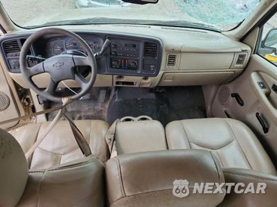 Zdjęcie 8 z 12 samochodu: 2004 CHEVROLET SILVERADO C1500 VIN:1GCEC19V24Z293032 - miniatura