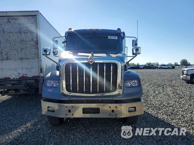 Piąte zdjęcie samochodu w środku: 2020 INTERNATIONAL HX620 FLATBED TRUCK VIN:3HTDTAPT3LN268246 - miniatura