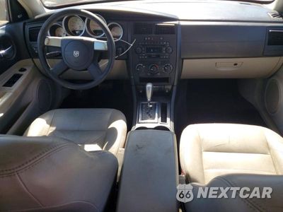 Zdjęcie 8 z 12 samochodu: 2005 DODGE MAGNUM SXT VIN:2D4FV48V05H536942 - miniatura