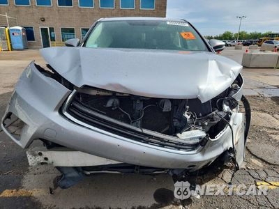 Piąte zdjęcie samochodu w środku: 2015 TOYOTA HIGHLANDER LE PLUS VIN:5TDBKRFH6FS090653 - miniatura