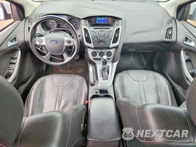 Zdjęcie 8 z 12 samochodu: 2014 FORD FOCUS SE VIN:1FADP3F23EL111273 - miniatura