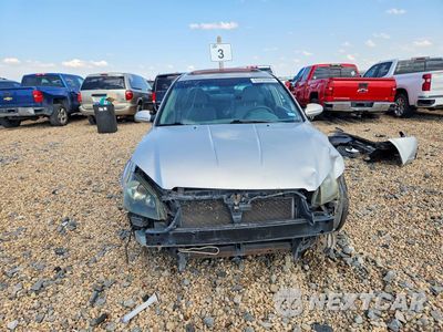 Piąte zdjęcie samochodu w środku: 2005 NISSAN ALTIMA 3.5 SE VIN:1N4BL11D75N928864 - miniatura