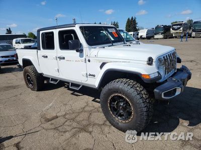 Czwarte zdjęcie samochodu z boku: 2023 JEEP GLADIATOR SPORT VIN:1C6HJTAG0PL531857 - miniatura