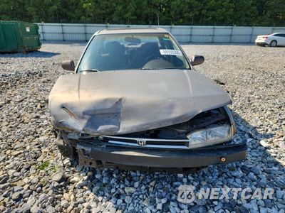 Piąte zdjęcie samochodu w środku: 1992 HONDA ACCORD EX VIN:1HGCB7671NA219783 - miniatura