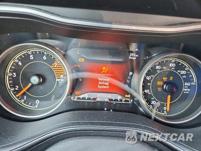 Zdjęcie 9 z 14 samochodu: 2019 JEEP CHEROKEE LIMITED VIN:1C4PJMDX5KD354067 - miniatura