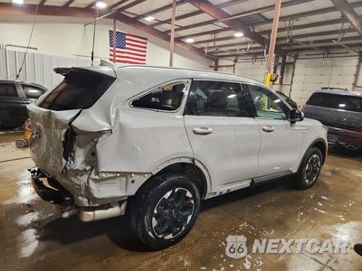 Trzecie zdjęcie samochodu z tyłu: 2025 KIA SORENTO S VIN:5XYRLDJC1SG312162 - miniatura