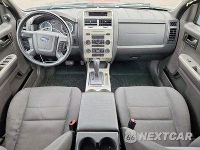 Zdjęcie 8 z 13 samochodu: 2011 FORD ESCAPE XLT VIN:1FMCU0DG1BKC42243 - miniatura