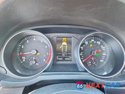 Zdjęcie 9 z 12 samochodu: 2018 VOLKSWAGEN PASSAT S VIN:1VWAA7A39JC007139 - miniatura