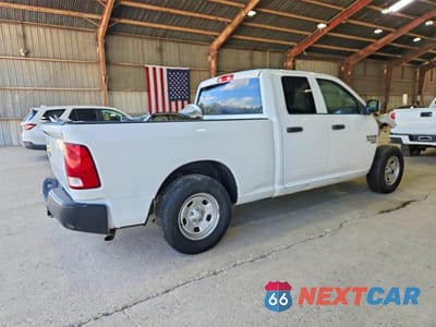 Trzecie zdjęcie samochodu z tyłu: 2019 RAM 1500 CLASSIC TRADESMAN VIN:1C6RR6FG2KS685721 - miniatura