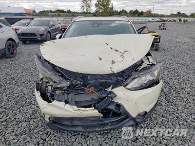 Piąte zdjęcie samochodu w środku: 2017 NISSAN ROGUE SPORT SL VIN:JN1BJ1CR2HW107116 - miniatura
