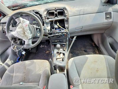 Zdjęcie 8 z 13 samochodu: 2010 TOYOTA COROLLA LE VIN:1NXBU4EE4AZ233037 - miniatura