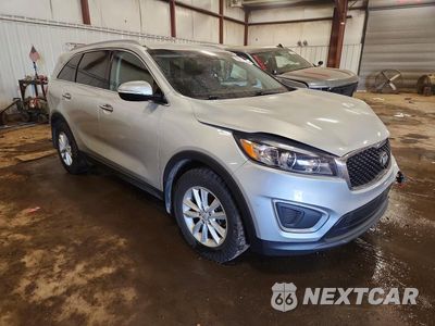 Czwarte zdjęcie samochodu z boku: 2018 KIA SORENTO LX VIN:5XYPG4A3XJG369034 - miniatura