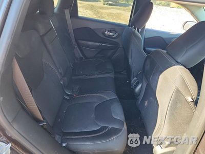 Zdjęcie 11 z 13 samochodu: 2015 JEEP CHEROKEE LATITUDE VIN:1C4PJLCB6FW761020 - miniatura