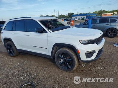 Czwarte zdjęcie samochodu z boku: 2023 JEEP GRAND CHEROKEE LIMITED VIN:1C4RJGBG4PC502901 - miniatura