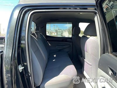Zdjęcie 6 z 10 samochodu: 2006 TOYOTA TACOMA DOUBLE CAB LONG BED VIN:5TEMU52N36Z184015 - miniatura