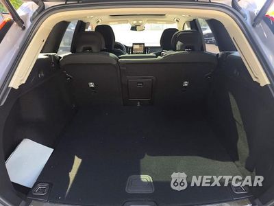 Zdjęcie 11 z 15 samochodu: 2026 VOLVO XC60 PLUS VIN:YV4M12RC5T1386868 - miniatura