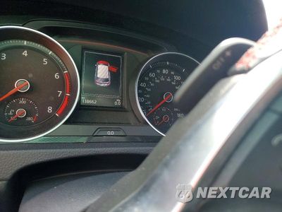 Zdjęcie 9 z 12 samochodu: 2016 VOLKSWAGEN GTI S/SE VIN:3VW4T7AU5GM036855 - miniatura