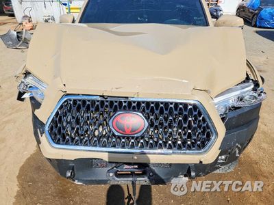 Zdjęcie 11 z 12 samochodu: 2018 TOYOTA TACOMA TRD OFF-ROAD VIN:5TFCZ5AN0JX163394 - miniatura