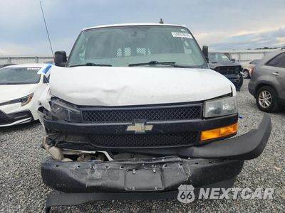 Piąte zdjęcie samochodu w środku: 2018 CHEVROLET EXPRESS G2500 DELIVERY VAN VIN:1GCWGBFP2J1279548 - miniatura