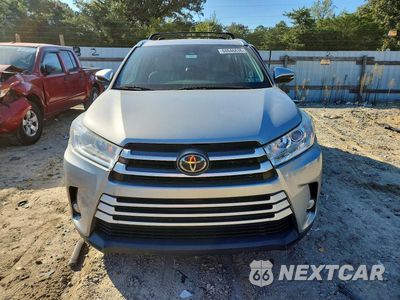 Piąte zdjęcie samochodu w środku: 2018 TOYOTA HIGHLANDER XLE VIN:5TDJZRFH4JS846304 - miniatura