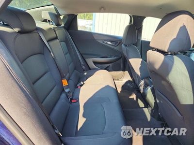 Zdjęcie 10 z 12 samochodu: 2017 CHEVROLET MALIBU LT VIN:1G1ZE5ST5HF201231 - miniatura