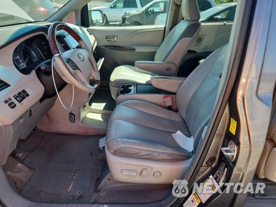 Zdjęcie 7 z 13 samochodu: 2011 TOYOTA SIENNA LIMITED 7-PASSENGER VIN:5TDYK3DCXBS024163 - miniatura