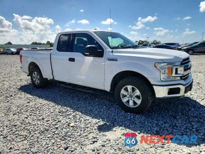 Czwarte zdjęcie samochodu z boku: 2018 FORD F150 SUPER CAB VIN:1FTEX1C53JFE11003 - miniatura