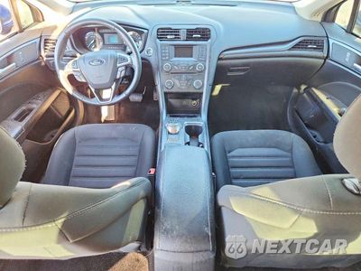 Zdjęcie 8 z 12 samochodu: 2018 FORD FUSION S VIN:3FA6P0G72JR231904 - miniatura