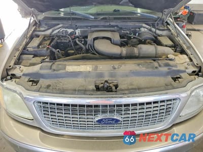 Zdjęcie 12 z 13 samochodu: 2001 FORD EXPEDITION XLT VIN:1FMPU16L91LB80942 - miniatura