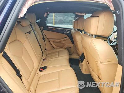 Zdjęcie 10 z 12 samochodu: 2017 PORSCHE MACAN GTS VIN:WP1AG2A53HLB52174 - miniatura