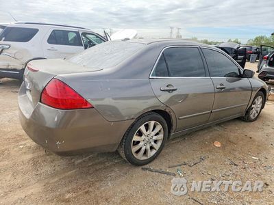 Trzecie zdjęcie samochodu z tyłu: 2006 HONDA ACCORD EX VIN:1HGCM66896A056668 - miniatura