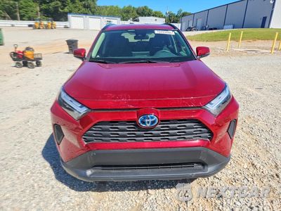 Piąte zdjęcie samochodu w środku: 2023 TOYOTA RAV4 HYBRID XLE VIN:JTMRWRFV9PD174519 - miniatura