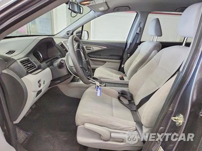 Zdjęcie 7 z 14 samochodu: 2017 HONDA PILOT VIN:5FNYF6H13HB002100 - miniatura