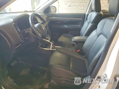 Zdjęcie 7 z 13 samochodu: 2019 MITSUBISHI OUTLANDER SE VIN:JA4AZ3A31KZ040990 - miniatura