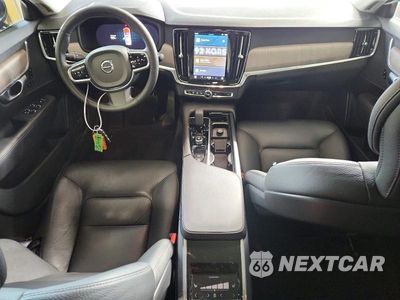 Zdjęcie 8 z 12 samochodu: 2024 VOLVO S90 PLUS VIN:LVY062ME7RP401381 - miniatura