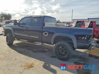Drugie zdjęcie samochodu z przodu: 2006 CHEVROLET SILVERADO K1500 VIN:1GCEK19Z06Z123695 - miniatura