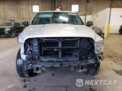 Piąte zdjęcie samochodu w środku: 2016 RAM 1500 SLT VIN:1C6RR7LG3GS314293 - miniatura
